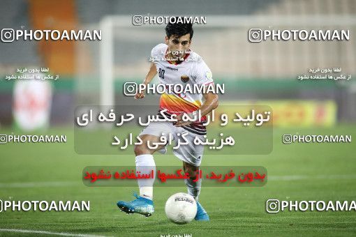 1719277, Tehran, Iran, Iran Football Pro League، Persian Gulf Cup، Week 25، Second Leg، Persepolis 1 v 0 Foulad Khouzestan on 2020/07/18 at Azadi Stadium