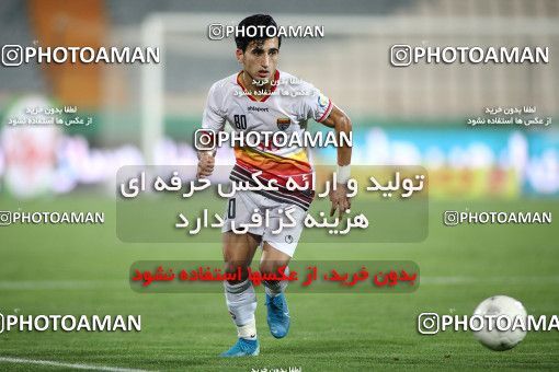 1719174, Tehran, Iran, Iran Football Pro League، Persian Gulf Cup، Week 25، Second Leg، Persepolis 1 v 0 Foulad Khouzestan on 2020/07/18 at Azadi Stadium