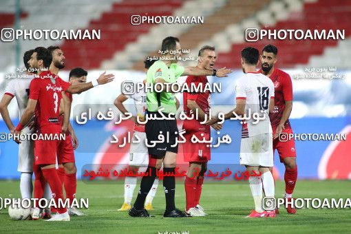 1719215, Tehran, Iran, Iran Football Pro League، Persian Gulf Cup، Week 25، Second Leg، Persepolis 1 v 0 Foulad Khouzestan on 2020/07/18 at Azadi Stadium