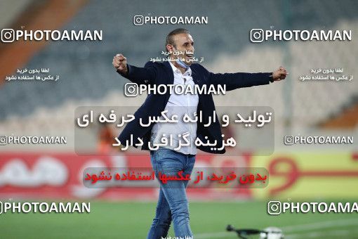 1719247, Tehran, Iran, Iran Football Pro League، Persian Gulf Cup، Week 25، Second Leg، Persepolis 1 v 0 Foulad Khouzestan on 2020/07/18 at Azadi Stadium