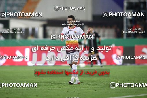 1719273, Tehran, Iran, Iran Football Pro League، Persian Gulf Cup، Week 25، Second Leg، Persepolis 1 v 0 Foulad Khouzestan on 2020/07/18 at Azadi Stadium