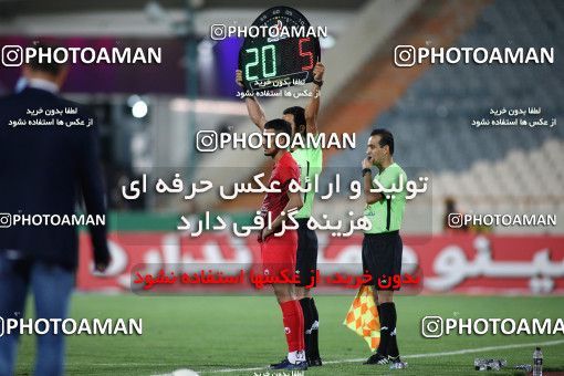 1719285, Tehran, Iran, Iran Football Pro League، Persian Gulf Cup، Week 25، Second Leg، Persepolis 1 v 0 Foulad Khouzestan on 2020/07/18 at Azadi Stadium