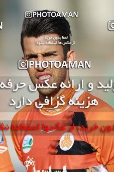1539042, Tehran, , لیگ برتر فوتبال ایران، Persian Gulf Cup، Week 19، Second Leg، Saipa 0 v 0 Tractor Sazi on 2019/02/24 at Shahr-e Qods Stadium