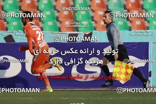 1539021, Tehran, , لیگ برتر فوتبال ایران، Persian Gulf Cup، Week 19، Second Leg، Saipa 0 v 0 Tractor Sazi on 2019/02/24 at Shahr-e Qods Stadium