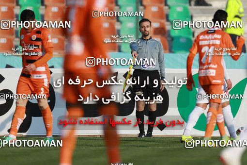 1538803, Tehran, , لیگ برتر فوتبال ایران، Persian Gulf Cup، Week 19، Second Leg، Saipa 0 v 0 Tractor Sazi on 2019/02/24 at Shahr-e Qods Stadium
