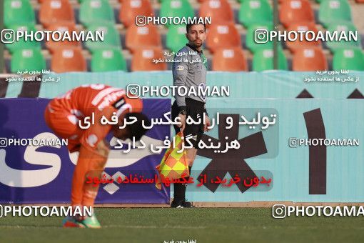 1538837, Tehran, , لیگ برتر فوتبال ایران، Persian Gulf Cup، Week 19، Second Leg، Saipa 0 v 0 Tractor Sazi on 2019/02/24 at Shahr-e Qods Stadium