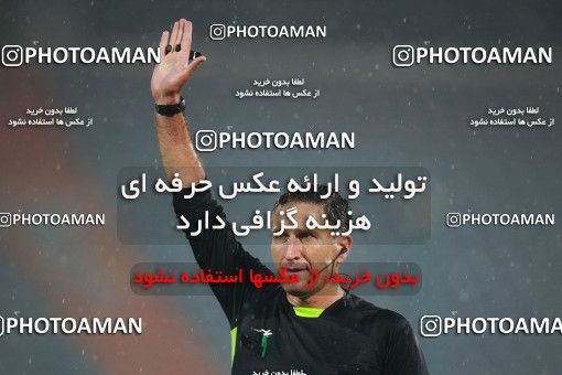 1539270, Tehran, Iran, لیگ برتر فوتبال ایران، Persian Gulf Cup، Week 2، First Leg، Persepolis 1 v 0 Sanat Naft Abadan on 2020/11/21 at Azadi Stadium