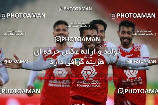 1539379, Tehran, Iran, لیگ برتر فوتبال ایران، Persian Gulf Cup، Week 2، First Leg، Persepolis 1 v 0 Sanat Naft Abadan on 2020/11/21 at Azadi Stadium