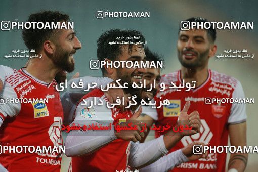 1539471, Tehran, Iran, لیگ برتر فوتبال ایران، Persian Gulf Cup، Week 2، First Leg، Persepolis 1 v 0 Sanat Naft Abadan on 2020/11/21 at Azadi Stadium