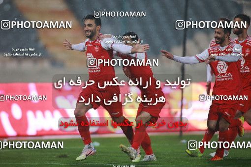 1556971, Tehran, Iran, لیگ برتر فوتبال ایران، Persian Gulf Cup، Week 2، First Leg، Persepolis 1 v 0 Sanat Naft Abadan on 2020/11/21 at Azadi Stadium