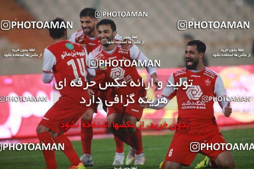 1556975, Tehran, Iran, لیگ برتر فوتبال ایران، Persian Gulf Cup، Week 2، First Leg، Persepolis 1 v 0 Sanat Naft Abadan on 2020/11/21 at Azadi Stadium