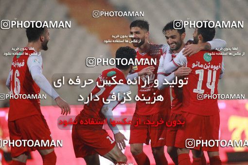 1556974, Tehran, Iran, لیگ برتر فوتبال ایران، Persian Gulf Cup، Week 2، First Leg، Persepolis 1 v 0 Sanat Naft Abadan on 2020/11/21 at Azadi Stadium