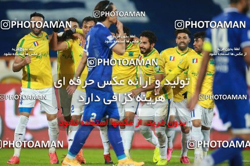 1541277, Tehran, , لیگ برتر فوتبال ایران، Persian Gulf Cup، Week 5، First Leg، Esteghlal 1 v 1 Sanat Naft Abadan on 2020/12/07 at Azadi Stadium