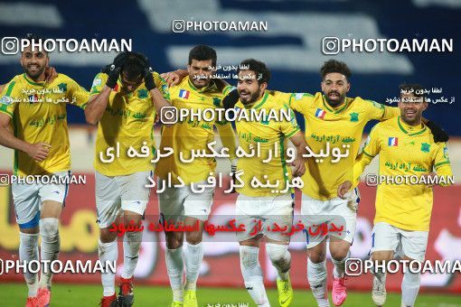 1541234, Tehran, , لیگ برتر فوتبال ایران، Persian Gulf Cup، Week 5، First Leg، Esteghlal 1 v 1 Sanat Naft Abadan on 2020/12/07 at Azadi Stadium