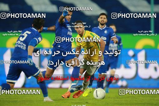 1541228, Tehran, , لیگ برتر فوتبال ایران، Persian Gulf Cup، Week 5، First Leg، Esteghlal 1 v 1 Sanat Naft Abadan on 2020/12/07 at Azadi Stadium