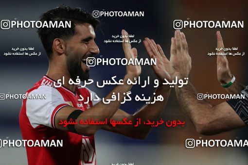 1542725, Tehran, Iran, Semi-Finals جام حذفی فوتبال ایران, Khorramshahr Cup, Persepolis (3) 2 v 2 (6) Esteghlal on 2020/08/26 at Azadi Stadium