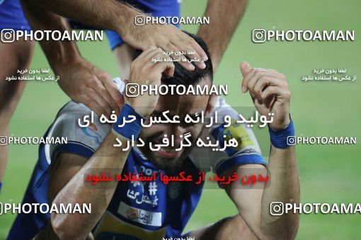 1542836, Tehran, Iran, Semi-Finals جام حذفی فوتبال ایران, Khorramshahr Cup, Persepolis (3) 2 v 2 (6) Esteghlal on 2020/08/26 at Azadi Stadium