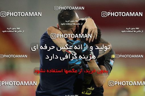 1542851, Tehran, Iran, Semi-Finals جام حذفی فوتبال ایران, Khorramshahr Cup, Persepolis (3) 2 v 2 (6) Esteghlal on 2020/08/26 at Azadi Stadium