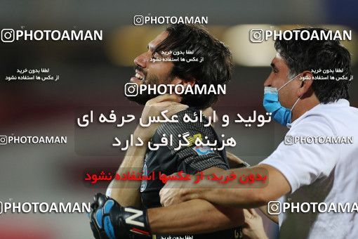 1545764, Tehran, Iran, Semi-Finals جام حذفی فوتبال ایران, Khorramshahr Cup, Persepolis (3) 2 v 2 (6) Esteghlal on 2020/08/26 at Azadi Stadium