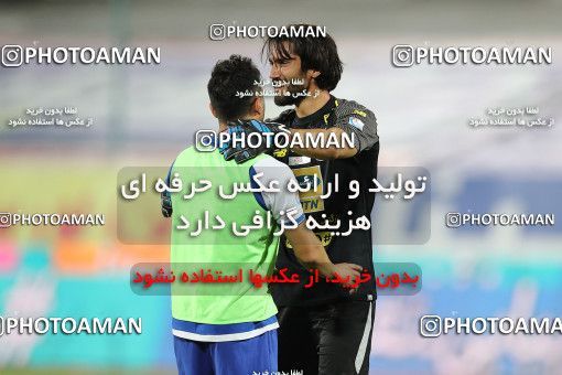 1545706, Tehran, Iran, Semi-Finals جام حذفی فوتبال ایران, Khorramshahr Cup, Persepolis (3) 2 v 2 (6) Esteghlal on 2020/08/26 at Azadi Stadium
