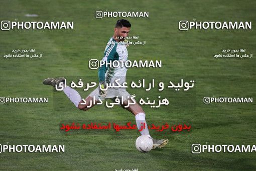 1545440, Tehran, , Iran Football Pro League، Persian Gulf Cup، Week 24، Second Leg، Esteghlal 0 v 0 Tractor Sazi on 2020/07/11 at Azadi Stadium