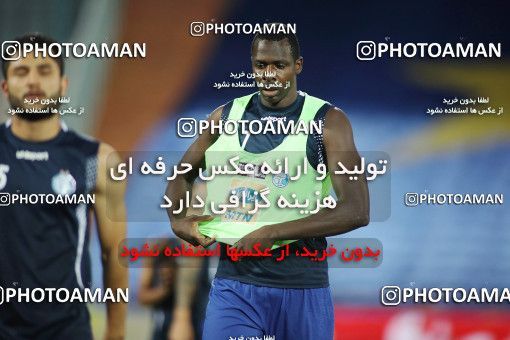 1722926, Tehran, , Iran Football Pro League، Persian Gulf Cup، Week 24، Second Leg، Esteghlal 0 v 0 Tractor Sazi on 2020/07/11 at Azadi Stadium