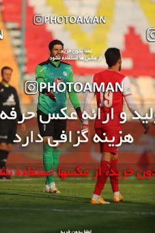 1553101, Tehran, Iran, لیگ برتر فوتبال ایران، Persian Gulf Cup، Week 6، First Leg، Persepolis 1 v 1 Zob Ahan Esfahan on 2020/12/31 at Azadi Stadium
