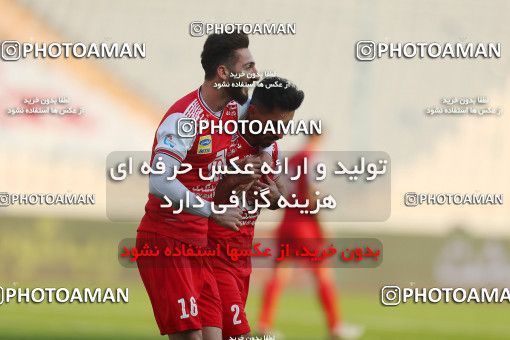1553100, Tehran, Iran, لیگ برتر فوتبال ایران، Persian Gulf Cup، Week 6، First Leg، Persepolis 1 v 1 Zob Ahan Esfahan on 2020/12/31 at Azadi Stadium