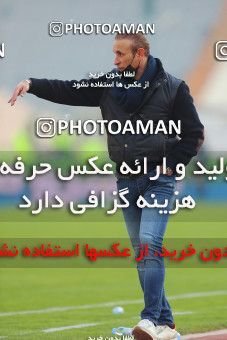 1553129, Tehran, Iran, لیگ برتر فوتبال ایران، Persian Gulf Cup، Week 6، First Leg، Persepolis 1 v 1 Zob Ahan Esfahan on 2020/12/31 at Azadi Stadium