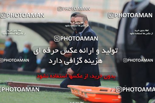 1553099, Tehran, Iran, لیگ برتر فوتبال ایران، Persian Gulf Cup، Week 6، First Leg، Persepolis 1 v 1 Zob Ahan Esfahan on 2020/12/31 at Azadi Stadium