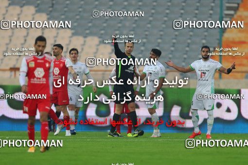 1553098, Tehran, Iran, لیگ برتر فوتبال ایران، Persian Gulf Cup، Week 6، First Leg، Persepolis 1 v 1 Zob Ahan Esfahan on 2020/12/31 at Azadi Stadium