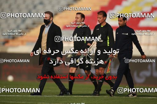 1548004, لیگ برتر فوتبال ایران، Persian Gulf Cup، Week 6، First Leg، 2020/12/31، Tehran، Azadi Stadium، Persepolis 1 - ۱ Zob Ahan Esfahan