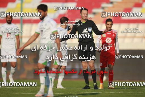 1548019, Tehran, Iran, لیگ برتر فوتبال ایران، Persian Gulf Cup، Week 6، First Leg، Persepolis 1 v 1 Zob Ahan Esfahan on 2020/12/31 at Azadi Stadium