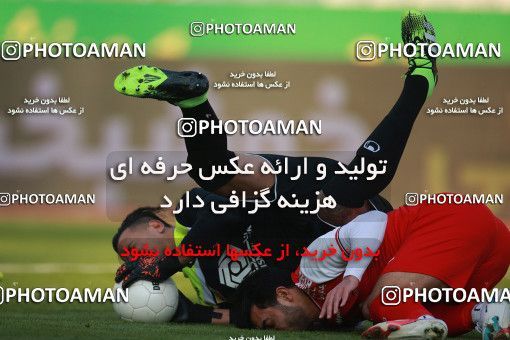 1547989, Tehran, Iran, لیگ برتر فوتبال ایران، Persian Gulf Cup، Week 6، First Leg، Persepolis 1 v 1 Zob Ahan Esfahan on 2020/12/31 at Azadi Stadium