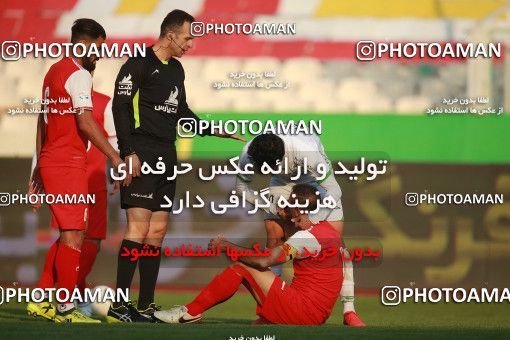 1547970, Tehran, Iran, لیگ برتر فوتبال ایران، Persian Gulf Cup، Week 6، First Leg، Persepolis 1 v 1 Zob Ahan Esfahan on 2020/12/31 at Azadi Stadium