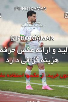 1548348, Tehran, Iran, لیگ برتر فوتبال ایران، Persian Gulf Cup، Week 6، First Leg، Persepolis 1 v 1 Zob Ahan Esfahan on 2020/12/31 at Azadi Stadium