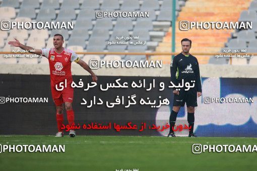 1548152, Tehran, Iran, لیگ برتر فوتبال ایران، Persian Gulf Cup، Week 6، First Leg، Persepolis 1 v 1 Zob Ahan Esfahan on 2020/12/31 at Azadi Stadium