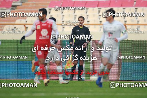 1548121, Tehran, Iran, لیگ برتر فوتبال ایران، Persian Gulf Cup، Week 6، First Leg، Persepolis 1 v 1 Zob Ahan Esfahan on 2020/12/31 at Azadi Stadium