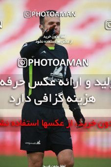 1548173, Tehran, Iran, لیگ برتر فوتبال ایران، Persian Gulf Cup، Week 6، First Leg، Persepolis 1 v 1 Zob Ahan Esfahan on 2020/12/31 at Azadi Stadium