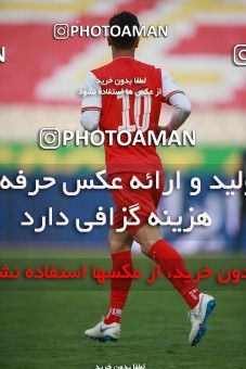 1548124, Tehran, Iran, لیگ برتر فوتبال ایران، Persian Gulf Cup، Week 6، First Leg، Persepolis 1 v 1 Zob Ahan Esfahan on 2020/12/31 at Azadi Stadium