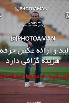 1548363, Tehran, Iran, لیگ برتر فوتبال ایران، Persian Gulf Cup، Week 6، First Leg، Persepolis 1 v 1 Zob Ahan Esfahan on 2020/12/31 at Azadi Stadium