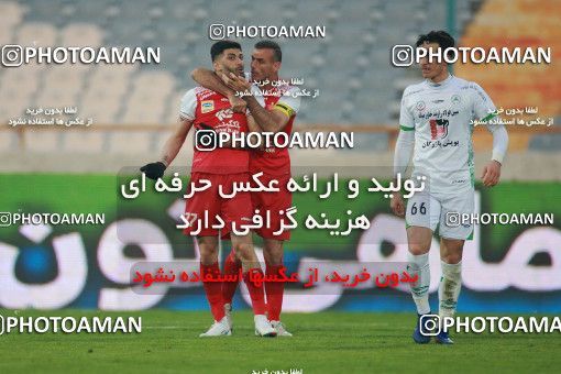 1548298, Tehran, Iran, لیگ برتر فوتبال ایران، Persian Gulf Cup، Week 6، First Leg، Persepolis 1 v 1 Zob Ahan Esfahan on 2020/12/31 at Azadi Stadium