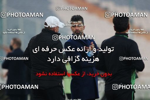 1708528, Tehran, Iran, لیگ برتر فوتبال ایران، Persian Gulf Cup، Week 6، First Leg، Persepolis 1 v 1 Zob Ahan Esfahan on 2020/12/31 at Azadi Stadium