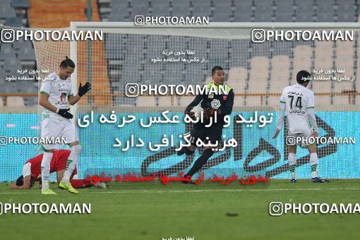 1708541, Tehran, Iran, لیگ برتر فوتبال ایران، Persian Gulf Cup، Week 6، First Leg، Persepolis 1 v 1 Zob Ahan Esfahan on 2020/12/31 at Azadi Stadium