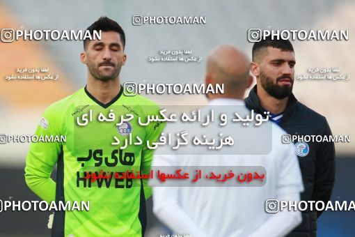 1549367, Tehran, , لیگ برتر فوتبال ایران، Persian Gulf Cup، Week 10، First Leg، Esteghlal 2 v 0 Aluminium Arak on 2021/01/04 at Azadi Stadium
