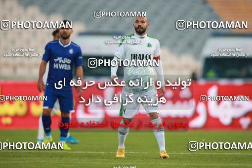 1549230, Tehran, , لیگ برتر فوتبال ایران، Persian Gulf Cup، Week 10، First Leg، Esteghlal 2 v 0 Aluminium Arak on 2021/01/04 at Azadi Stadium