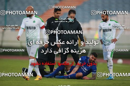 1549354, Tehran, , لیگ برتر فوتبال ایران، Persian Gulf Cup، Week 10، First Leg، Esteghlal 2 v 0 Aluminium Arak on 2021/01/04 at Azadi Stadium