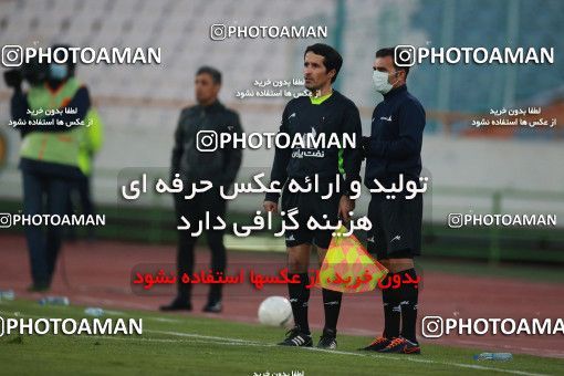 1549241, Tehran, , لیگ برتر فوتبال ایران، Persian Gulf Cup، Week 10، First Leg، Esteghlal 2 v 0 Aluminium Arak on 2021/01/04 at Azadi Stadium