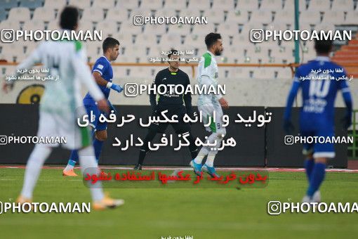 1549225, Tehran, , لیگ برتر فوتبال ایران، Persian Gulf Cup، Week 10، First Leg، Esteghlal 2 v 0 Aluminium Arak on 2021/01/04 at Azadi Stadium