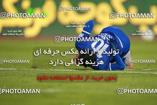 1549298, Tehran, , لیگ برتر فوتبال ایران، Persian Gulf Cup، Week 10، First Leg، Esteghlal 2 v 0 Aluminium Arak on 2021/01/04 at Azadi Stadium